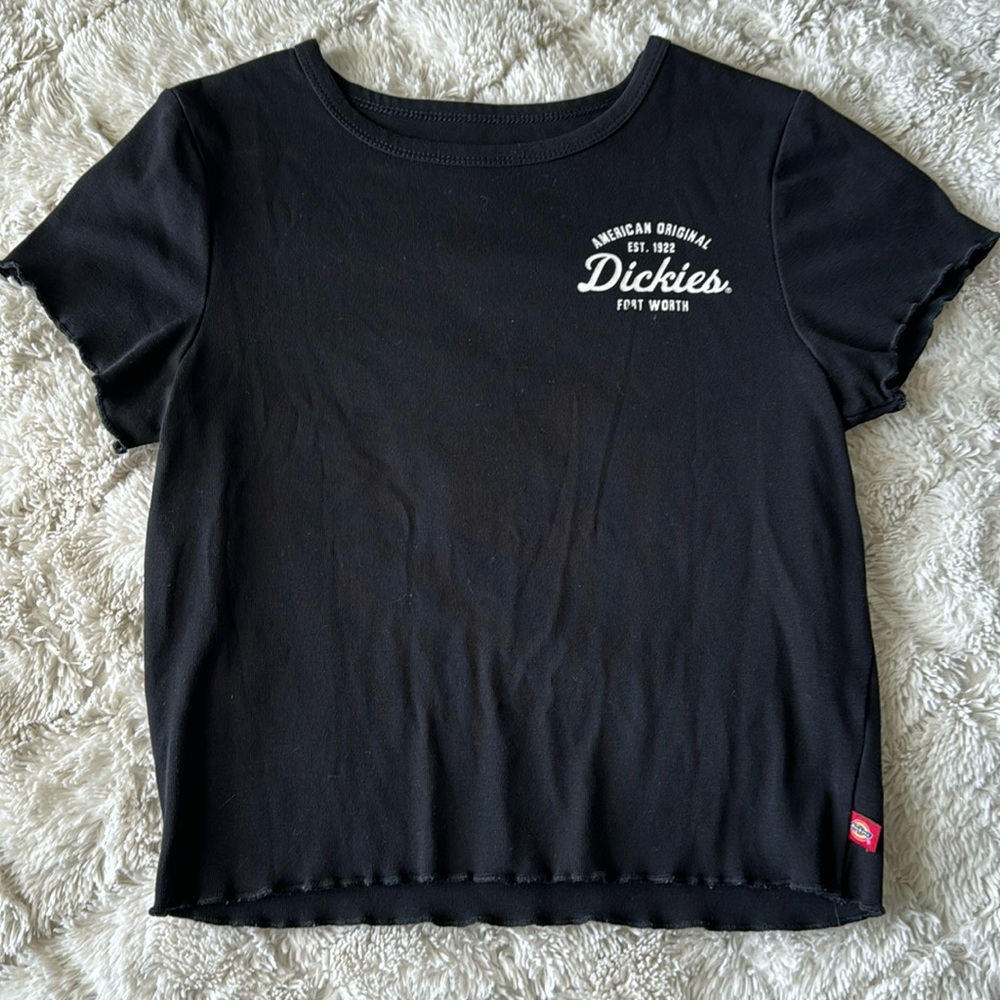 Cropped Dickies Black T-Shirt
